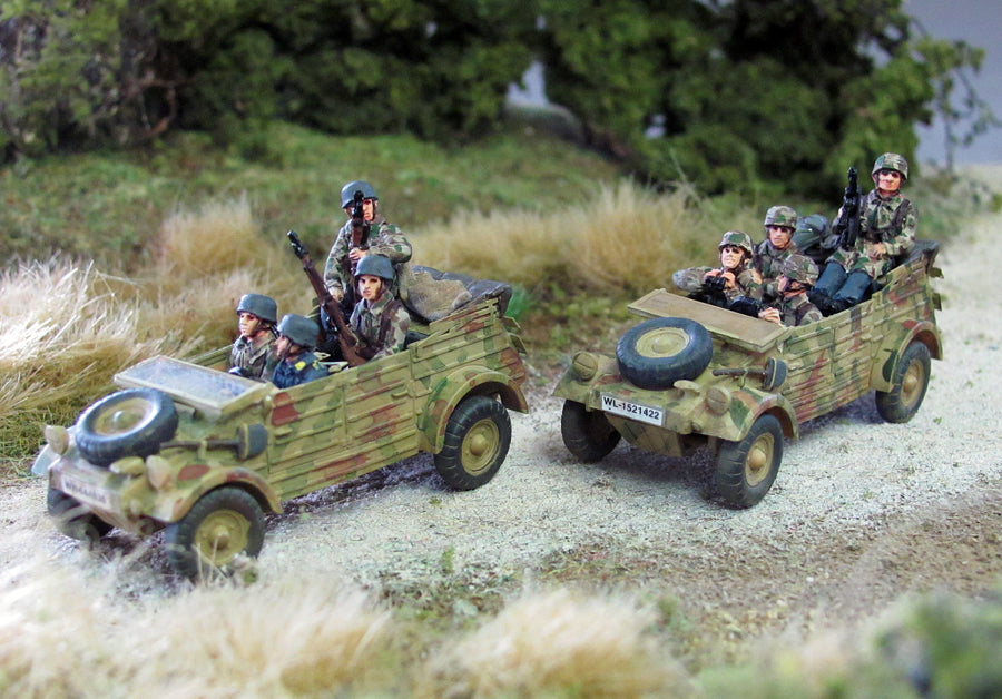 Fallschirmjager kubelwagen crew