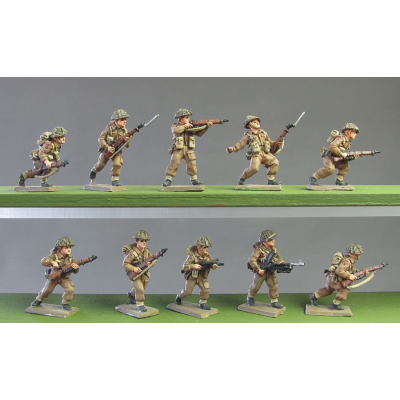 Infantry section, advancing