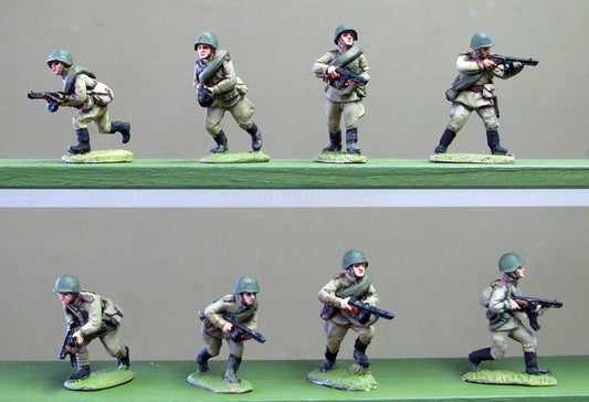 Helmets PPSh advancing