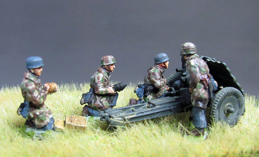Fallschirmjager Lg40 crew