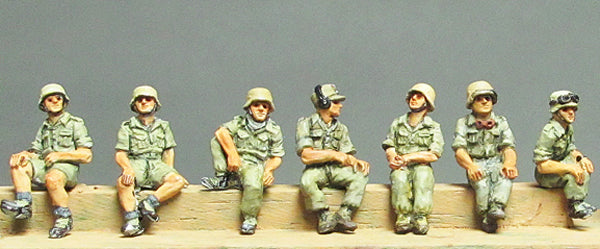DAK troops relaxing sitting