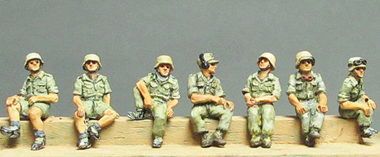 DAK troops relaxing sitting