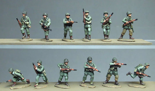 43 Uniform US advancing